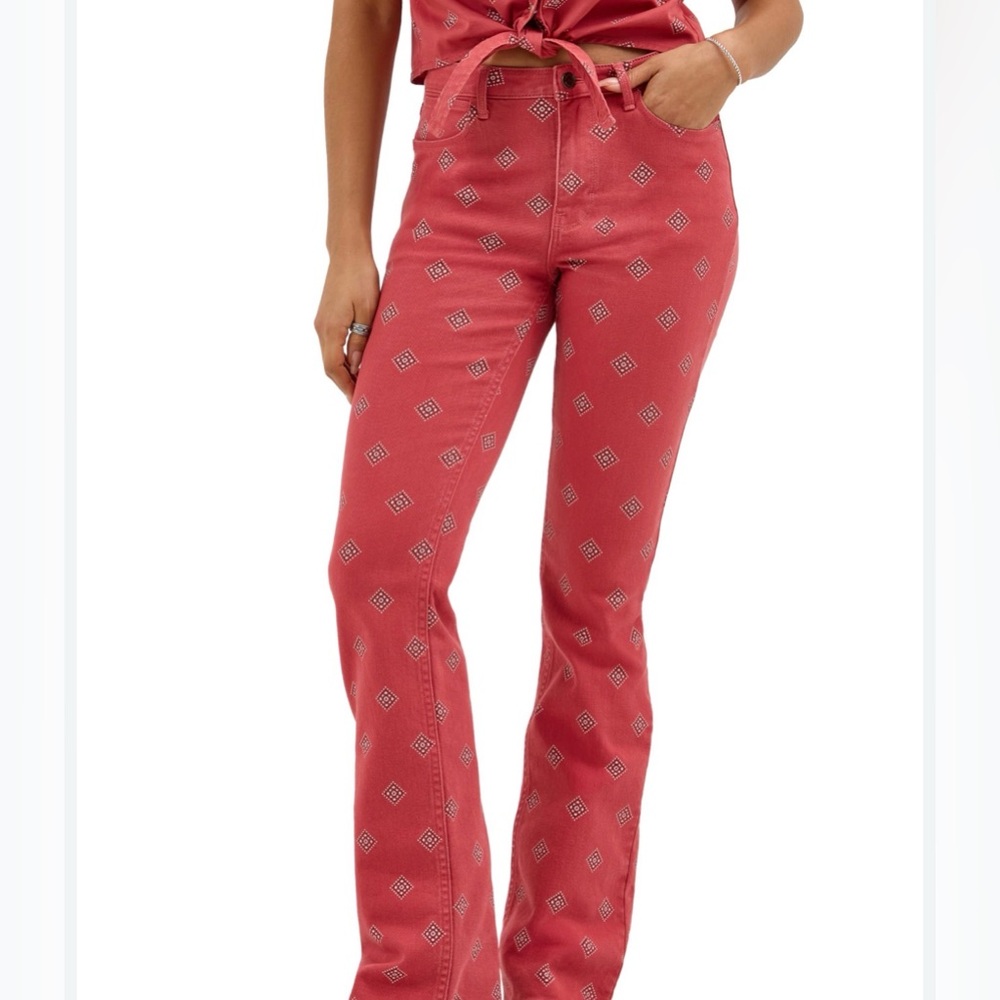 Wrangler High-Rise Bold Boot red diamond bandana-inspired geometric print.